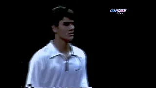 Agassi teaching Young Federer a Lesson 1998 Basel