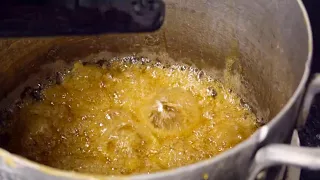 Traditional ginger syrup making