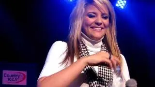 Lauren Alaina - Eighteen Inches - Foxboro