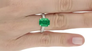 A RARE AND FINE EMERALD AND DIAMOND RING, BY CARTIER