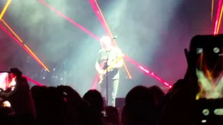 David Gilmour - Comfortably Numb - April 9th, 2016 - United Center, Chicago, IL.