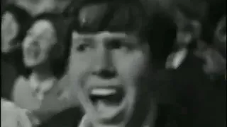 The Beatles - She Loves You (Live At Washington Coliseum)