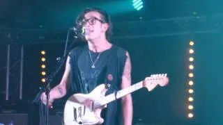 The 1975 chocolate live at Newquay Boardmasters