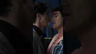 gay kiss scene👨‍❤️‍👨