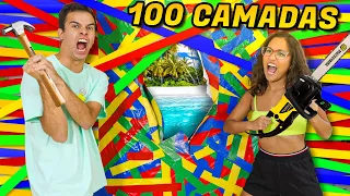 FICAMOS PRESOS DENTRO DE 100 CAMADAS DE FITA COLORIDA! - CONSEGUIMOS FUGIR!?