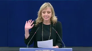 SILVIA SARDONE SENZA FRENI AL PARLAMENTO EUROPEO: "VERGOGNA, INSULTATE I CITTADINI"