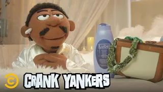 Tracy Morgan Prank Calls a Hotel as Spoonie Luv - Crank Yankers (NEW)
