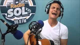 BRUNO SOTOS CANTA "HOY DUELE" EN RADIO SOL