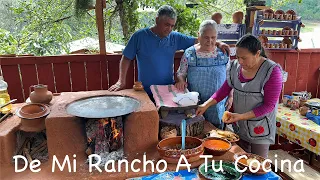 Almuerzo, No Me He Sentido Bien Y Estamos Con Mi Hijo Chino En Su Casa