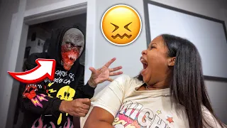 SCARY mask PRANK on my PREGNANT GIRLFRIEND….(GONE WRONG)