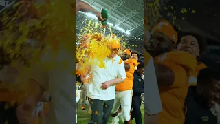 The Spot vs The Shot (Tennessee Volunteers - 2022 Orange Bowl Champions)