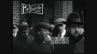 1930s El Train Stop In NYC (Silent)