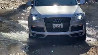 Audi Q7 off road