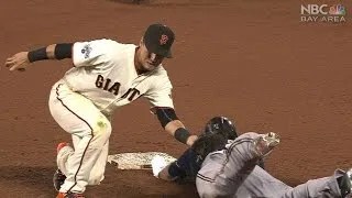 MIL@SF: Gomez out after review in the 9th inning