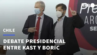 Tenso primer debate entre Kast y Boric de cara al balotaje en Chile | AFP