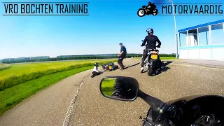 Bochten training op het circuit met de motor 🏍💨 VRO van Motorrijsschool Motorvaardig. Leren, Lachen