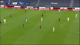 Bentancur's TERRIBLE pass against Ac Milan. These are the kind of bums Ronaldo carries #shorts