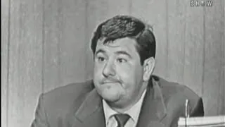 What's My Line? - Buddy Hackett; Eamonn Andrews [panel]; Martin Gabel [panel] (Jul 7, 1957)