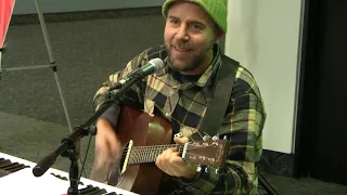 Jason Lytle (Grandaddy) live at San Francisco International Airport, December 16, 2009 12pm set.