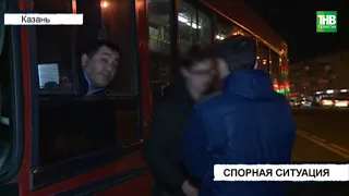 Пассажирский автобус на улице Декабристов протаранил иномарку | ТНВ