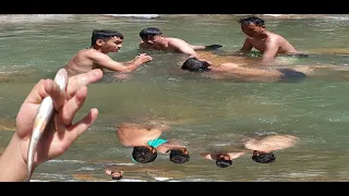 MOST PRIMITIVE FISHING IN NEPAL | ASALA CATCHING WITH BARE HAND | HIMALAYAN TROUT FISHING | HATKELA