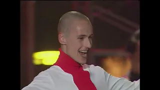 26. Smile! (Vitas at the Kremlin, Moscow, Russia – 2002.03.29) [Pro-shot]