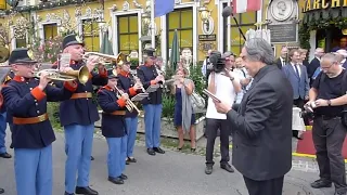 Simpatica performance del Grande M^ Muti con Banda Musicale austriaca 🙂