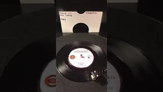 Traffic - Hole In My Shoe ( Vinyl 45 ) From 1967 .
