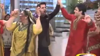 Barun Sobti and Sanaya Irani off screen masti...TS gift on 2nd Anniversary