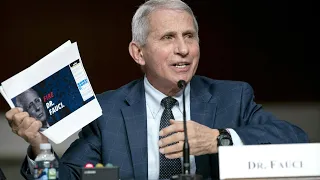 US-Virologe Fauci nimmt sich impfkritischen Senator vor | AFP
