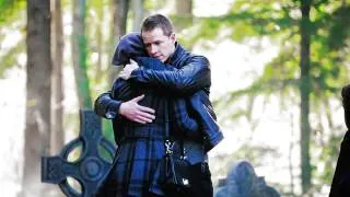 Snow/Charming - love's gone mad (2x22)