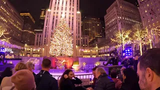 4k New York Christmas- Rockefeller center, Saks and walk on 5th and 6th avenue