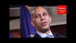 Hakeem Jeffries Touts Economic Growth Under Biden, Slams 'Price-Gouging' On Gas Prices