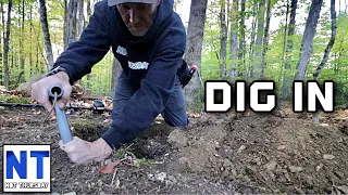 Digging holes & finding really old stuff with a metal detector wow !