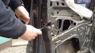 Как снять переднюю дверь Mercedes Benz W124 | How To Remove The Front Door