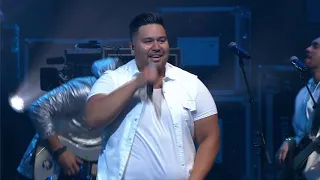 Sons Of Zion 'Drift Away' live at VNZMA 18