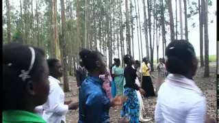 De valor em valor| Grupo De Jovens Do Lirio do vale Cabinda