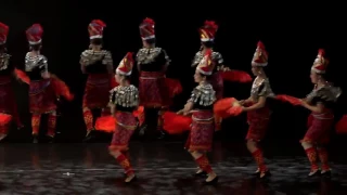 KACHIN, JINGPO, SINGPO, ZAIWA  dance mù nǎo zòng gē