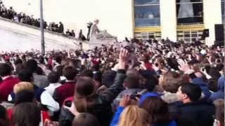 Flash mob au Trocadero Avec PSY et CAUET