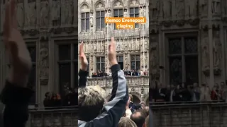 Remco Evenepoel clapping Bruxelles grand place #remco #evenepoel #vuelta #giro #worldchampionship