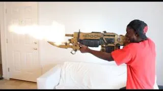 Gears of War 3 - Real Retro Lancer UNBOXING!