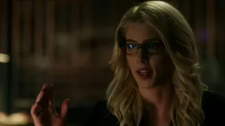 Arrow 6x04 Ending scene Oliver and Felicity kiss & Oliver gets phone call from Slade