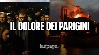 Incendio cattedrale Notre Dame, il canto di dolore di Parigi: "Siamo a lutto"