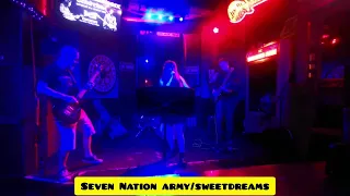 Seven Nation Army/Sweetdreams mashup