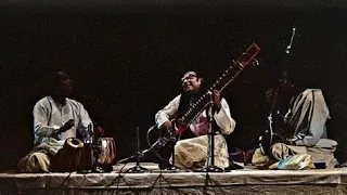 Pandit Nikhil Banerjee (sitar) - Raga Lalita Gauri (live)