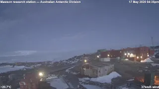 2020-05-18 Mawson Station Antarctica [Timelapse] - 06:44:51 UTC