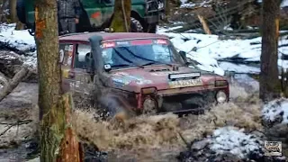 OFF ROAD в ледяном ручье, НИВА -3D с маньяком рулит