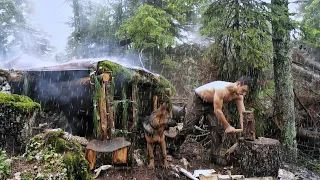 Camping in Hevy Rain - Caught in a Storm! - 3 Day Solo Bushcraft - Building Shelter