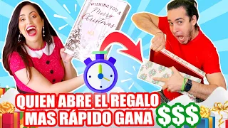 QUIEN ABRE EL REGALO MAS RAPIDO GANA DINERO! 😂 COMPETENCIA Navidad en Familia 🎁 Sandra Cires Art