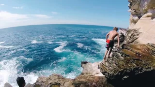 Sydney Cliff Jumping